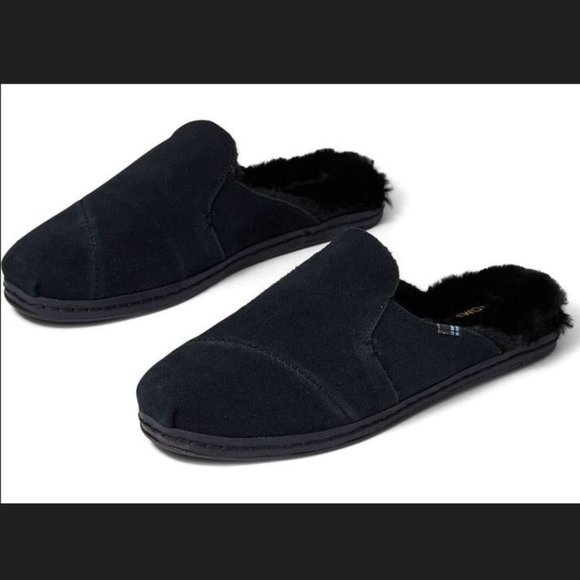 TOMS Nova Leather Wrap Black Suede/Faux Fur NIB - Picture 1 of 6
